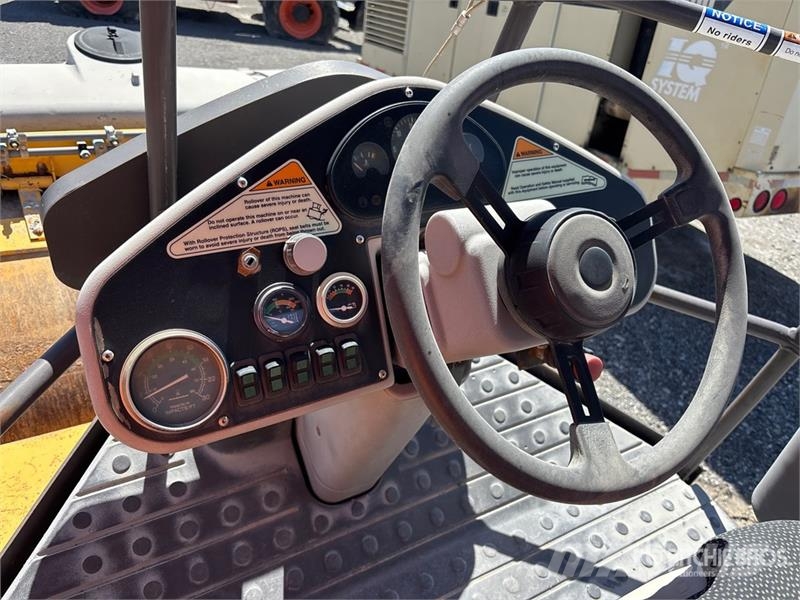 Volvo SD77DA Smooth Drum Compactor (Inoperable) Valjci sa jednim bubnjem