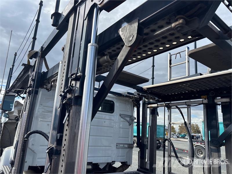 Volvo VAH Autotransporteri