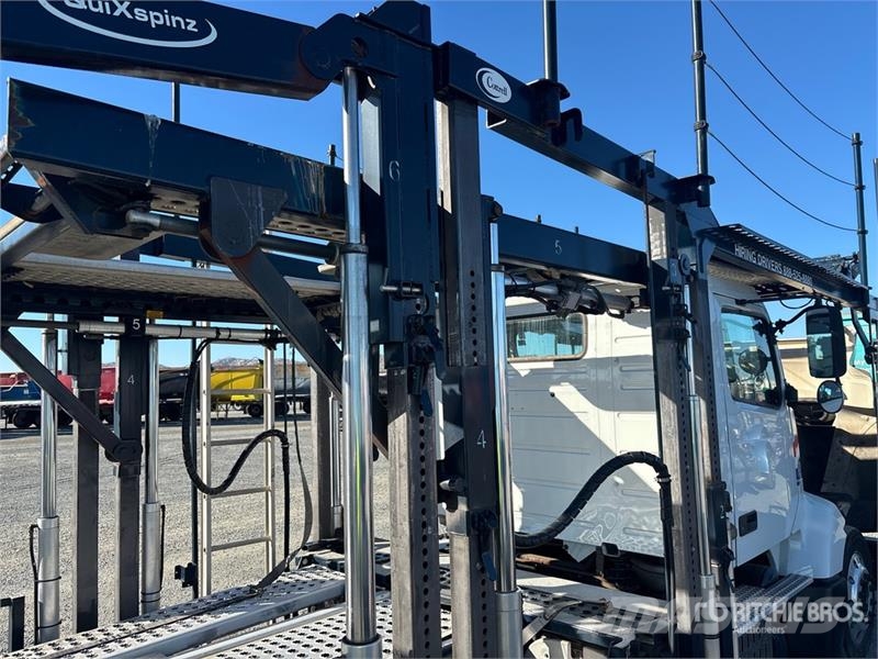Volvo VAH 車両運搬車、キャリアカー