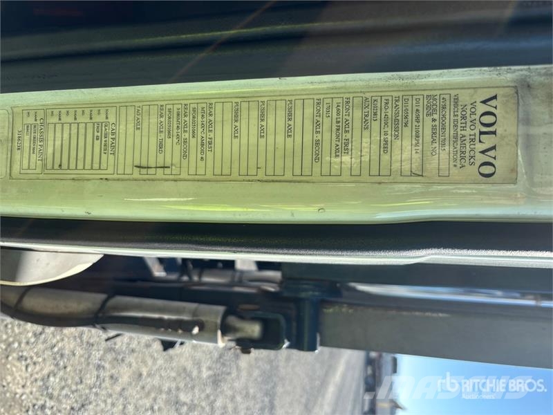 Volvo VAH 車両運搬車、キャリアカー