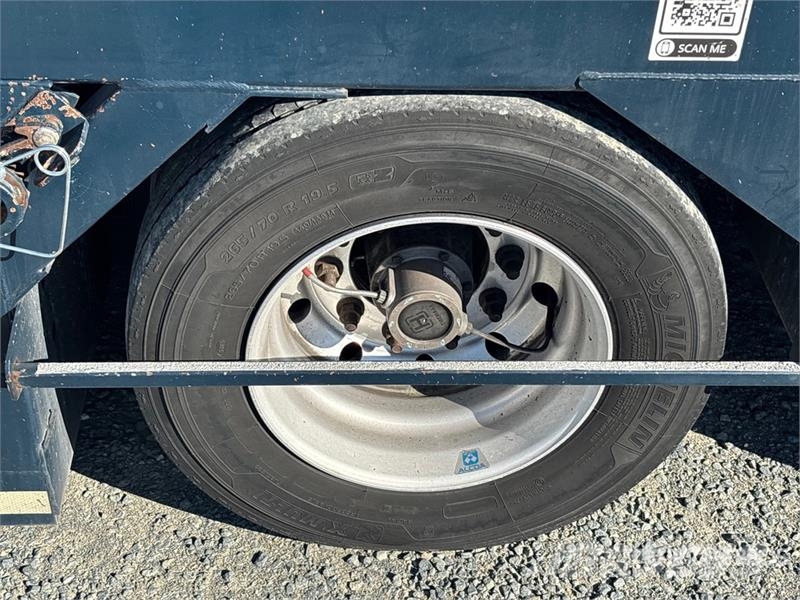 Volvo VAH 車両運搬車、キャリアカー