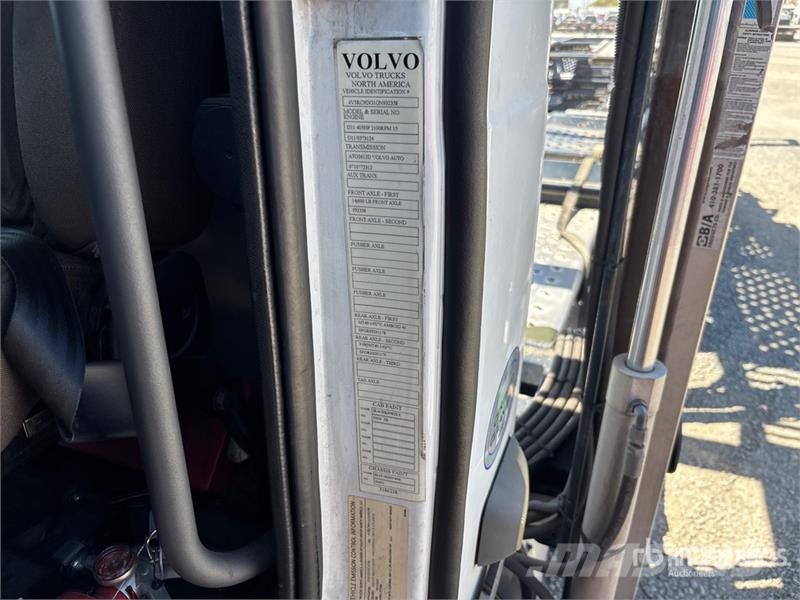 Volvo VAH Nákladní vozidlá na prepravu automobilov