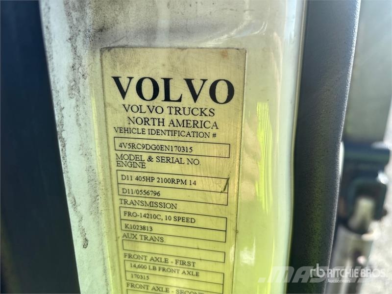 Volvo VAH 車両運搬車、キャリアカー