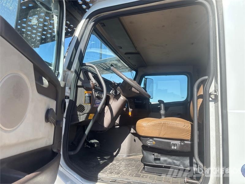 Volvo VAH Camiones portacoches