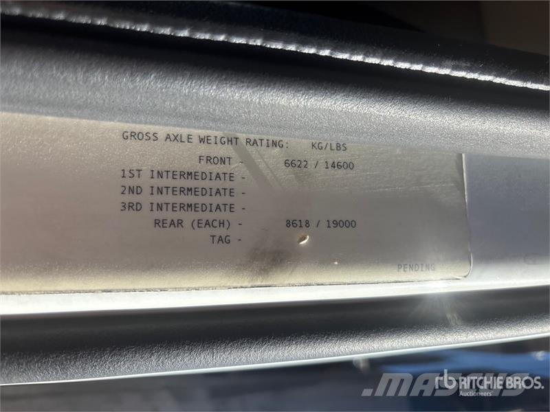 Volvo VAH Camiones portacoches