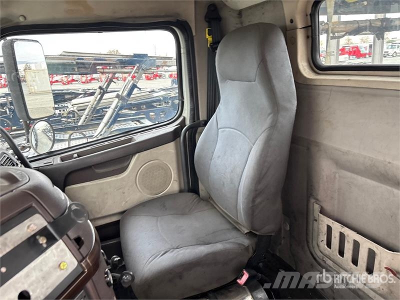 Volvo VAH Avtotransporterji