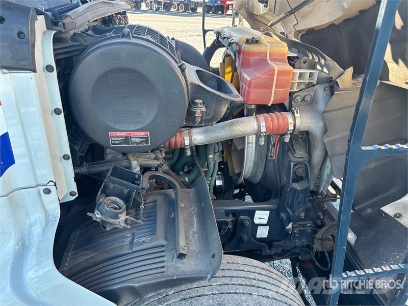 Volvo VAH 車両運搬車、キャリアカー