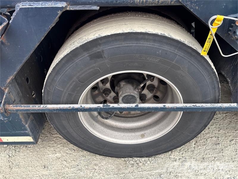 Volvo VAH Avtotransporterji