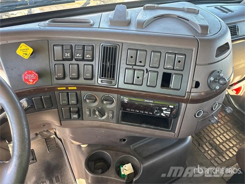Volvo VAH 車両運搬車、キャリアカー