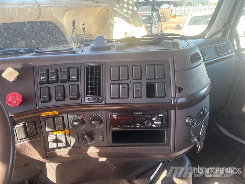 Volvo VAH 차량 수송차