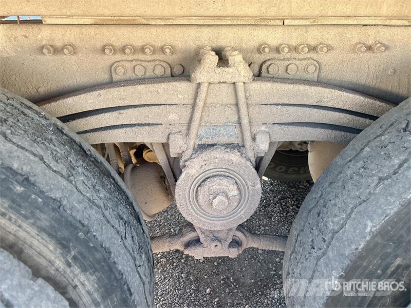 Volvo VHD 自卸式货车
