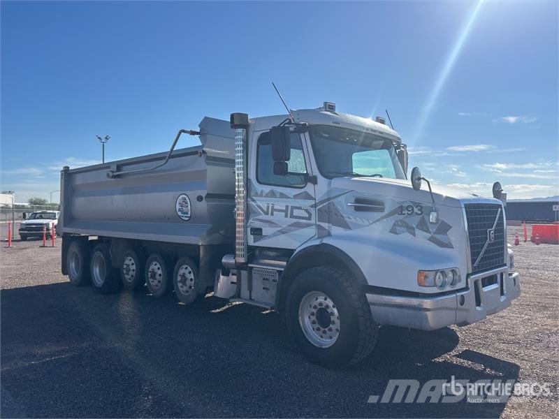 Volvo VHD 自卸式货车