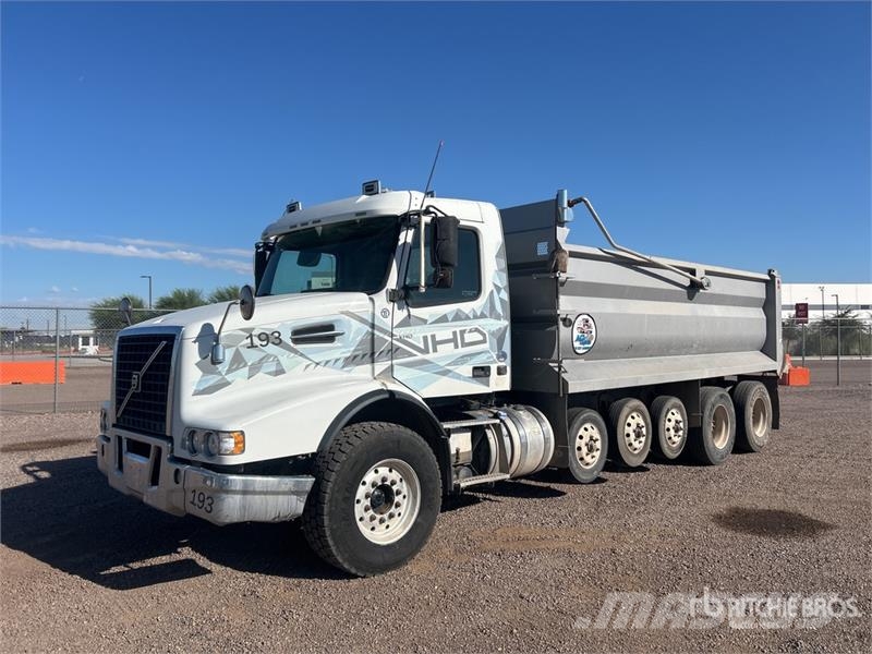 Volvo VHD 自卸式货车