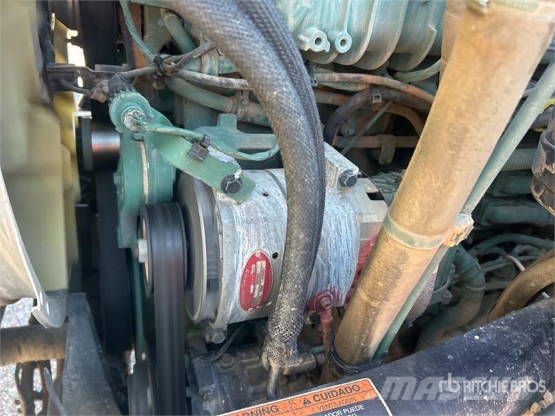 Volvo VHD 自卸式货车