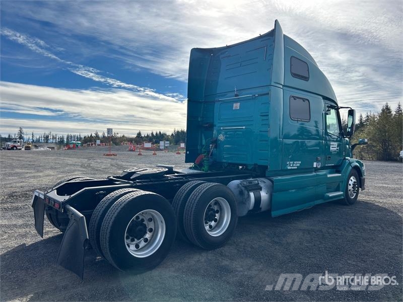Volvo VNL Vilcēji