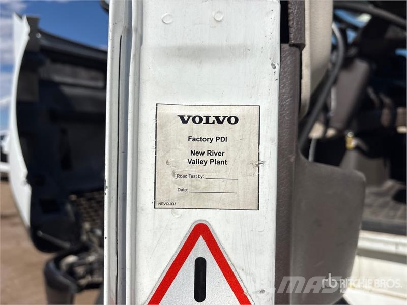Volvo VNL Vlačilci