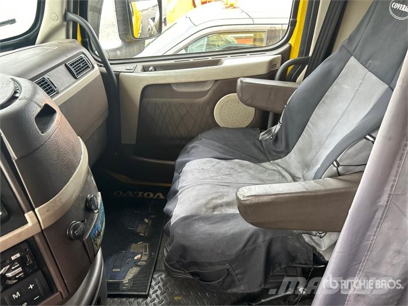 Volvo VNL 牵引车