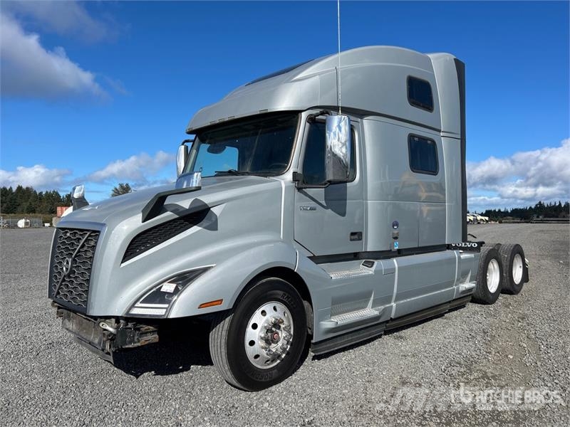 Volvo VNL وحدات الجر