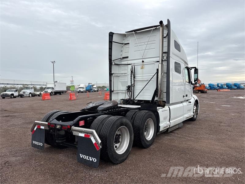 Volvo VNL Trekkers