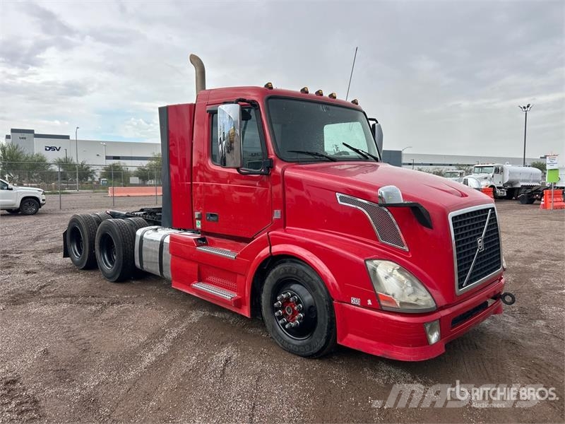 Volvo VNL Sattelzugmaschinen