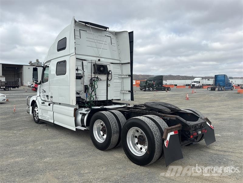 Volvo VNL 牵引车