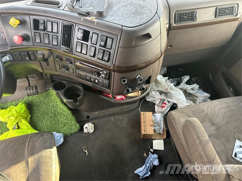Volvo VNL Nyergesvontatók