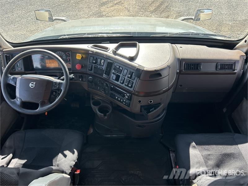 Volvo VNL Tegljači
