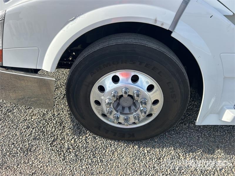 Volvo VNL Tegljači
