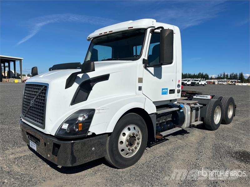 Volvo VNL Vilcēji
