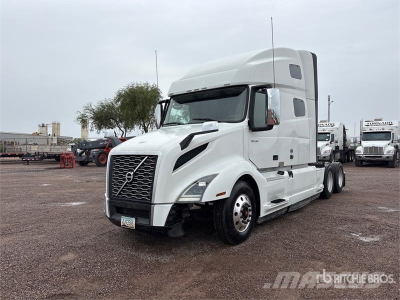 Volvo VNL Trekkers