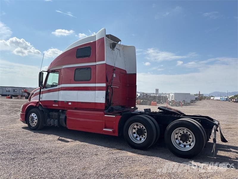 Volvo VNL Vilcēji