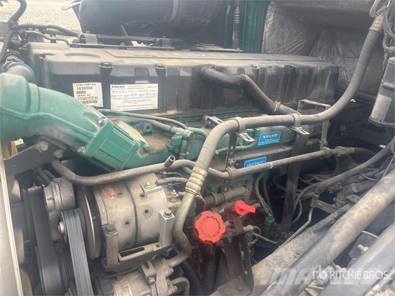 Volvo VNL 트랙터 유닛