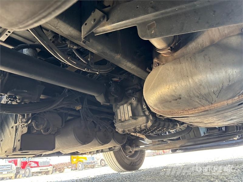 Volvo VNL Tegljači