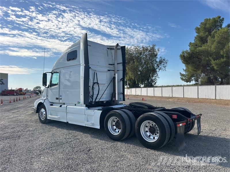 Volvo VNL Tegljači