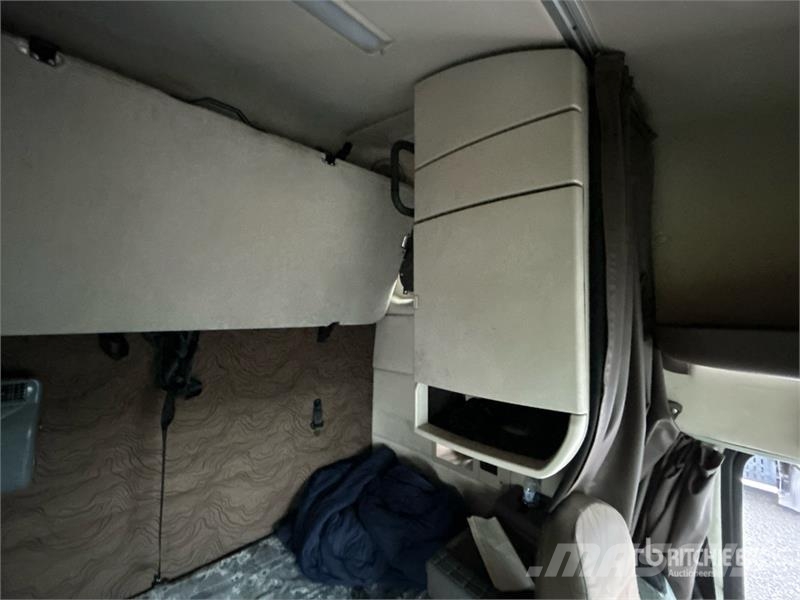 Volvo VNL Vilcēji