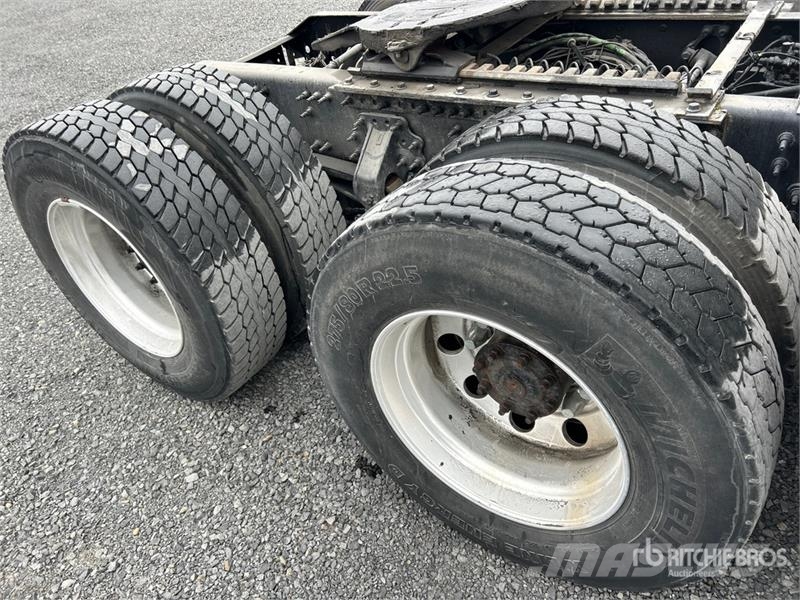 Volvo VNL Vilcēji