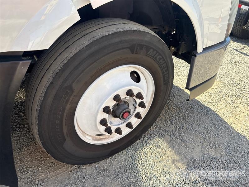 Volvo VNL Vlačilci