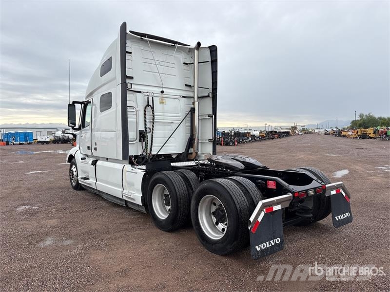 Volvo VNL Trekkers