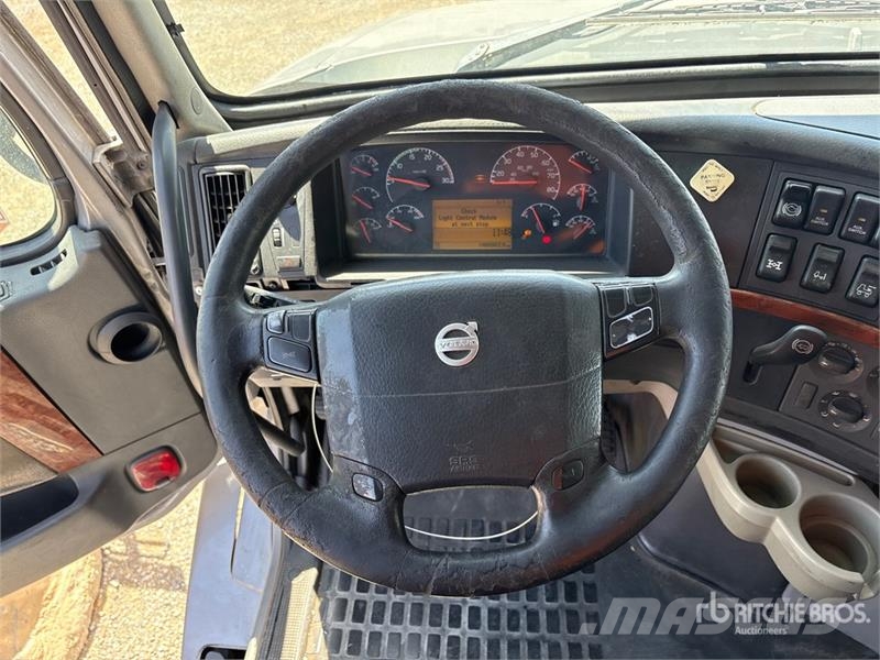 Volvo VNL Prime Movers