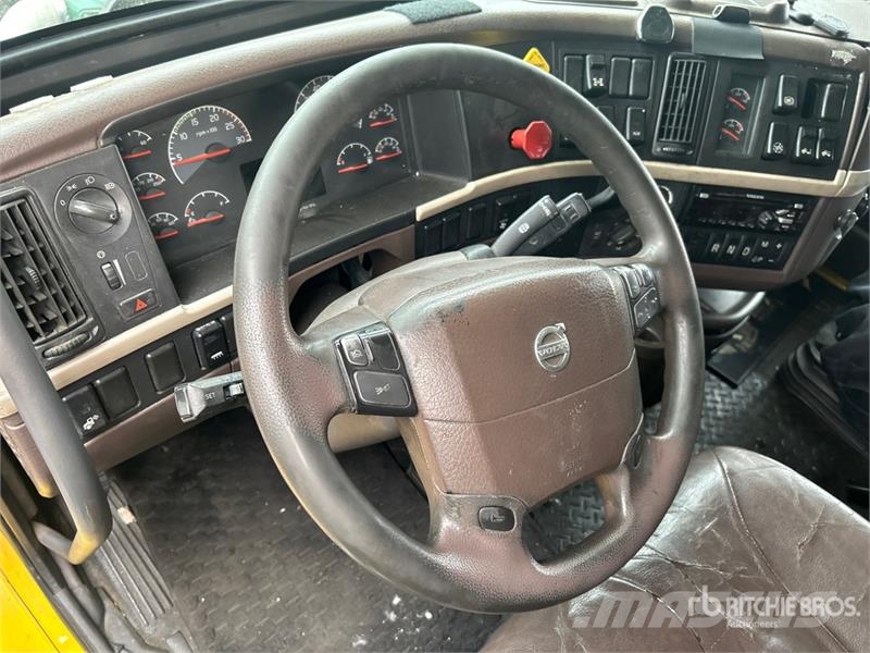 Volvo VNL 牵引车