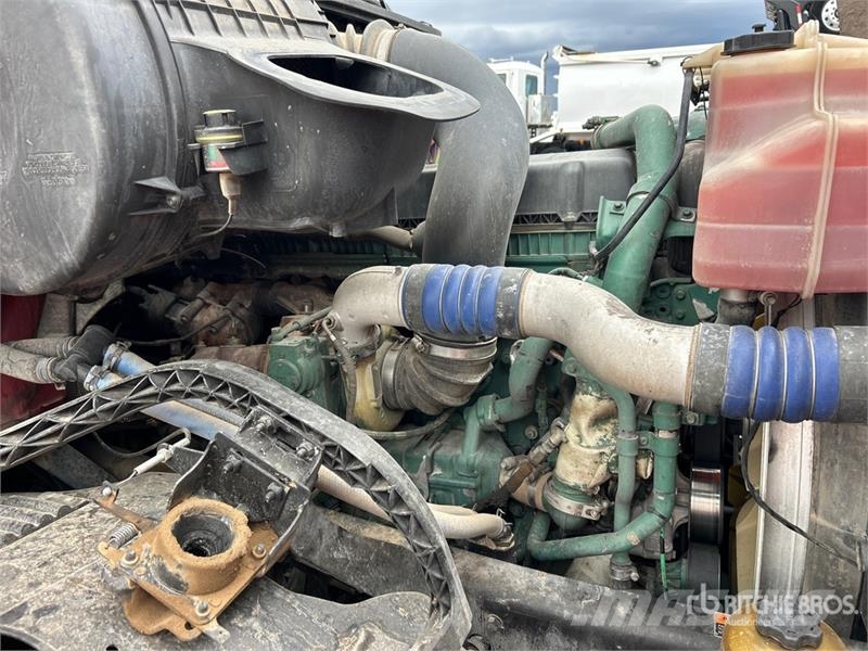 Volvo VNL Sattelzugmaschinen