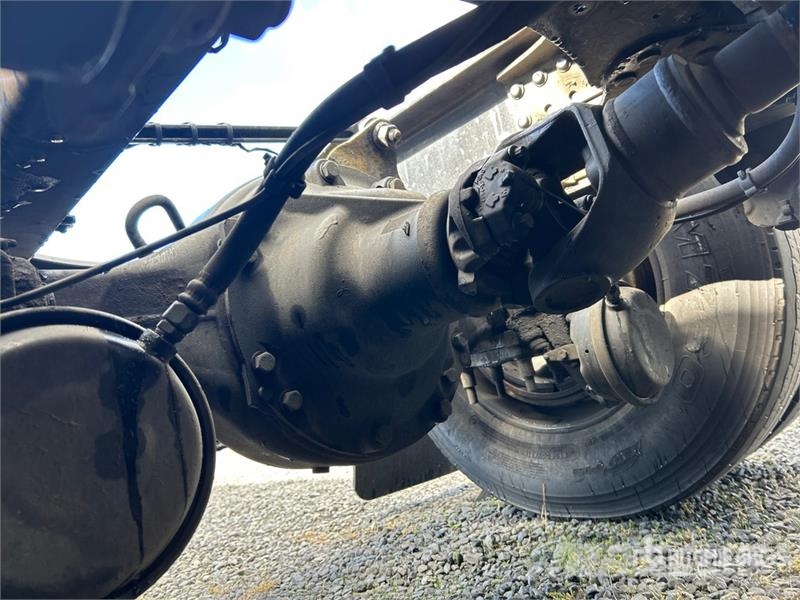 Volvo VNL وحدات الجر
