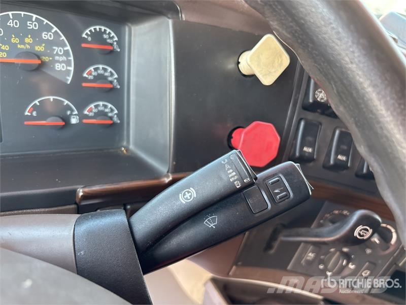 Volvo VNL Vilcēji