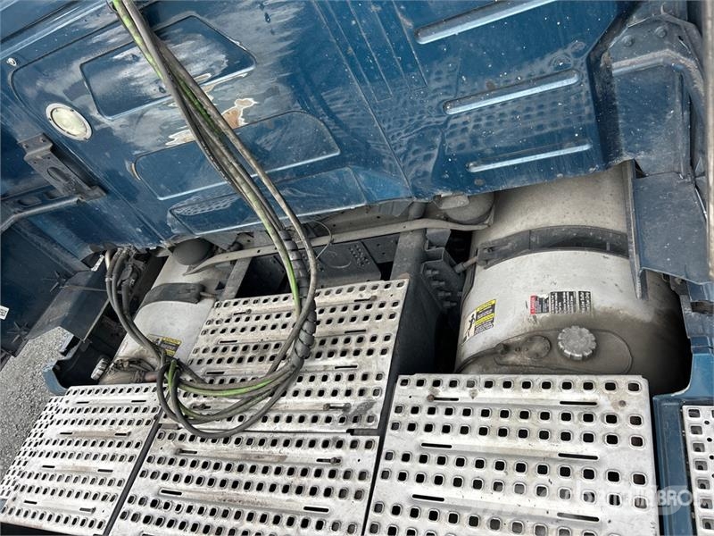 Volvo VNL 牵引车