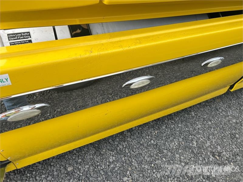 Volvo VNL 牵引车