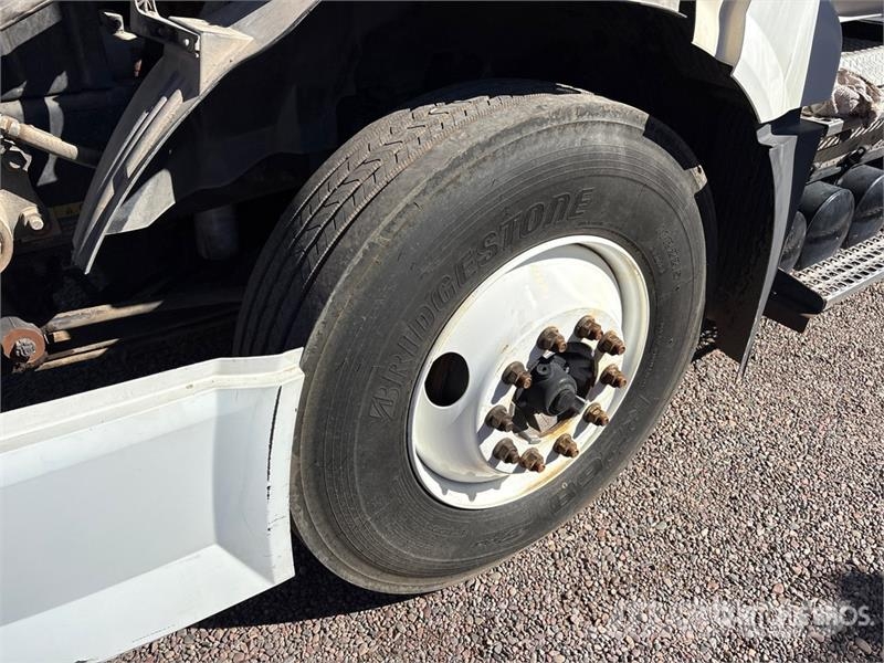 Volvo VNL Vlačilci