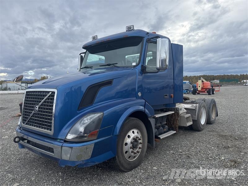 Volvo VNL 트랙터 유닛
