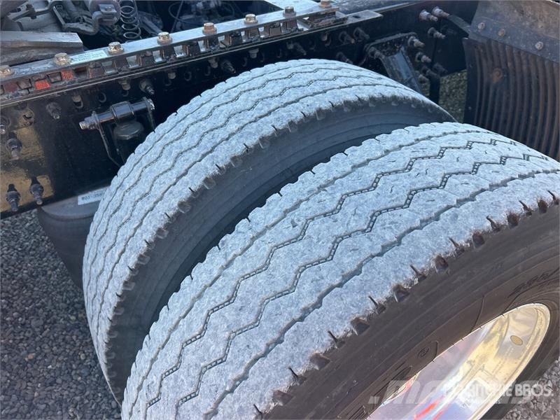 Volvo VNL Tegljači