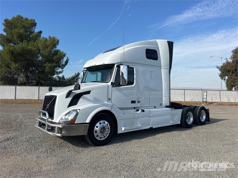 Volvo VNL Tegljači