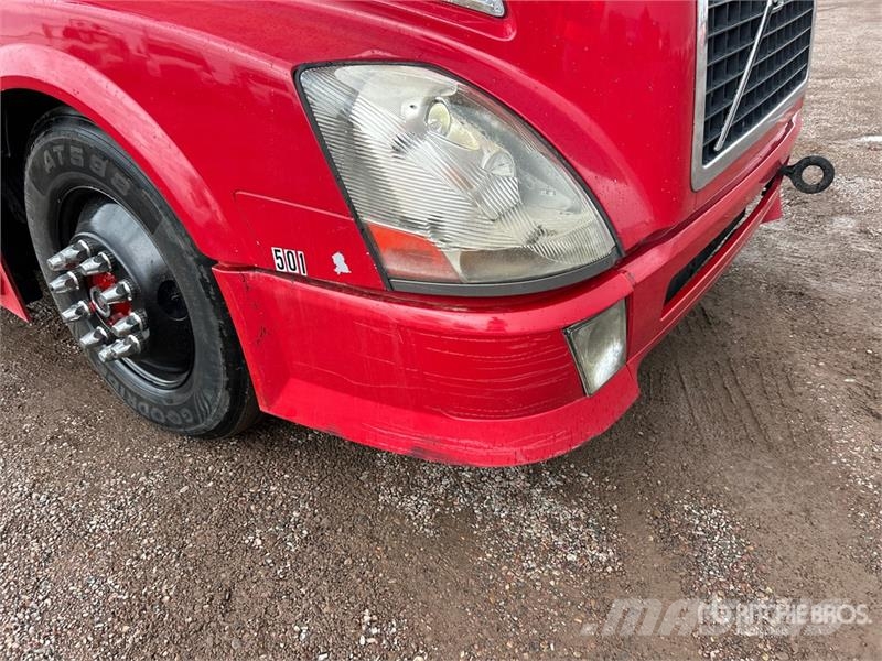 Volvo VNL Sattelzugmaschinen